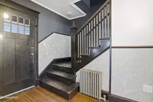 18 Meadow Ln, Pittsfield, MA 01201 - Photo 6