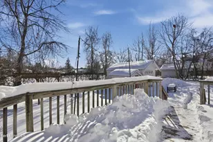 18 Meadow Ln, Pittsfield, MA 01201 - Photo 36