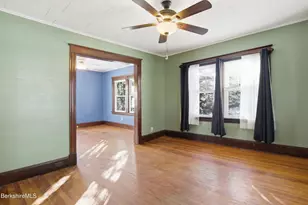 18 Meadow Ln, Pittsfield, MA 01201 - Photo 8