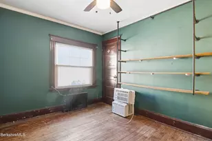 18 Meadow Ln, Pittsfield, MA 01201 - Photo 28