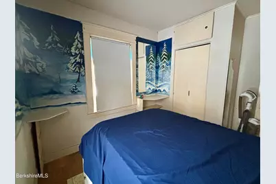 71 Dickinson Ave, Pittsfield, MA 01201 - Photo 16