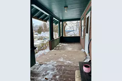 71 Dickinson Ave, Pittsfield, MA 01201 - Photo 4