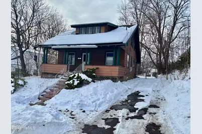 71 Dickinson Ave, Pittsfield, MA 01201 - Photo 2