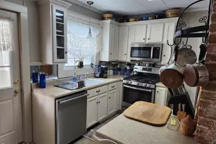 43 Church St, Hinsdale, MA 01235 - Photo 8