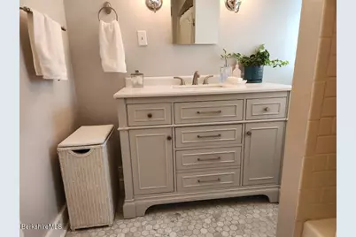 43 Church St, Hinsdale, MA 01235 - Photo 44