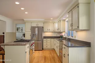 204 Longview Terrace, Williamstown, MA 01267 - Photo 12