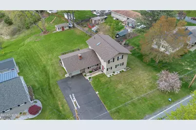 582 East New Lenox Rd, Pittsfield, MA 01201 - Photo 22