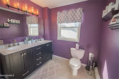 582 East New Lenox Rd, Pittsfield, MA 01201 - Photo 12