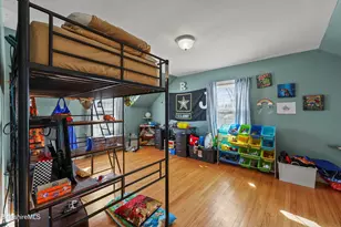 121 Elberon Ave, Pittsfield, MA 01201 - Photo 24