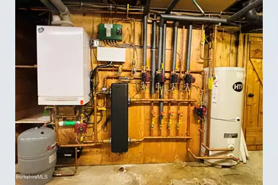 1200 West St, Pittsfield, MA 01201 - Photo 64