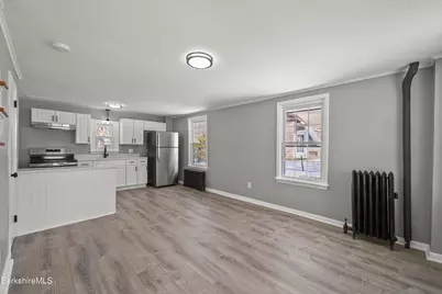 131 Center St, Lee, MA 01238 - Photo 12