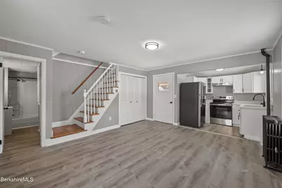 131 Center St, Lee, MA 01238 - Photo 40