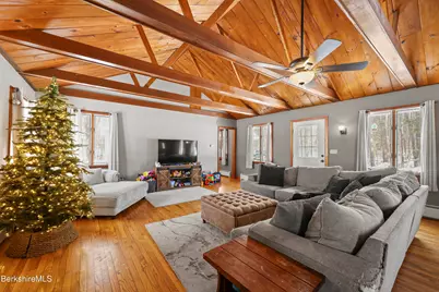 1020 Sandmill Rd, Cheshire, MA 01225 - Photo 8