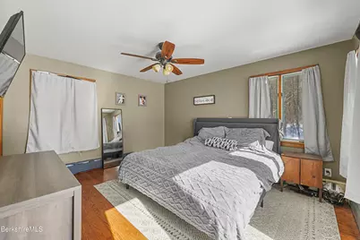 1020 Sandmill Rd, Cheshire, MA 01225 - Photo 20