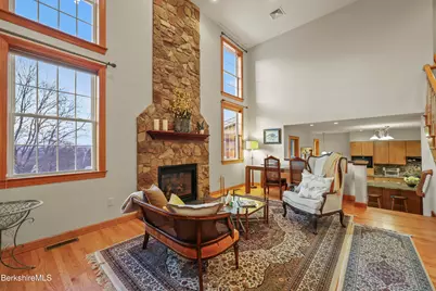 127 Pinecrest Dr, Dalton, MA 01226 - Photo 4