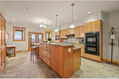 127 Pinecrest Dr, Dalton, MA 01226 - Photo 16