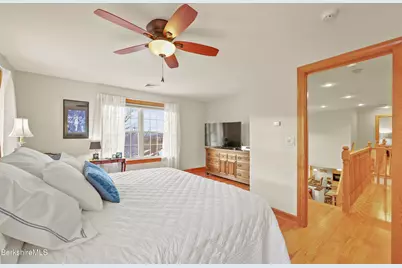 127 Pinecrest Dr, Dalton, MA 01226 - Photo 38