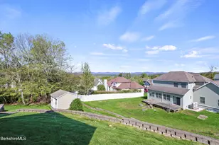 127 Pinecrest Dr, Dalton, MA 01226 - Photo 4