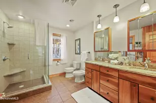 127 Pinecrest Dr, Dalton, MA 01226 - Photo 36