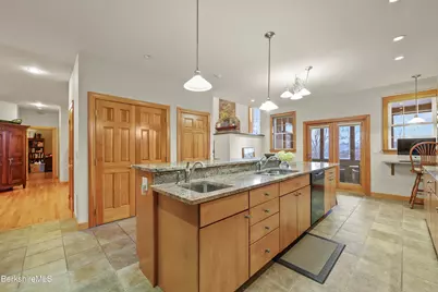 127 Pinecrest Dr, Dalton, MA 01226 - Photo 22
