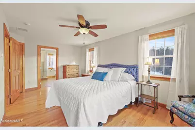 127 Pinecrest Dr, Dalton, MA 01226 - Photo 34