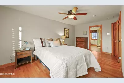 127 Pinecrest Dr, Dalton, MA 01226 - Photo 28