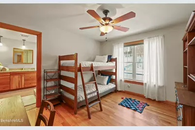 127 Pinecrest Dr, Dalton, MA 01226 - Photo 46