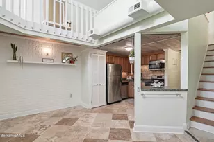 81 Dartmouth St, Pittsfield, MA 01201 - Photo 8