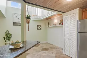 81 Dartmouth St, Pittsfield, MA 01201 - Photo 16