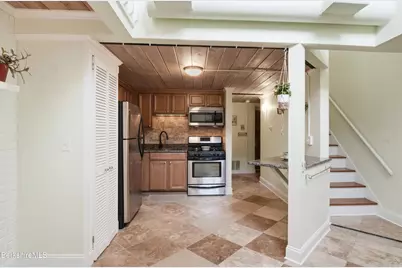 81 Dartmouth St #108, Pittsfield, MA 01201 - Photo 10