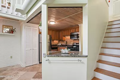 81 Dartmouth St #108, Pittsfield, MA 01201 - Photo 26