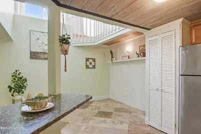 81 Dartmouth St #108, Pittsfield, MA 01201 - Photo 2