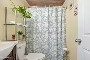 81 Dartmouth St, Pittsfield, MA 01201 - Photo 30