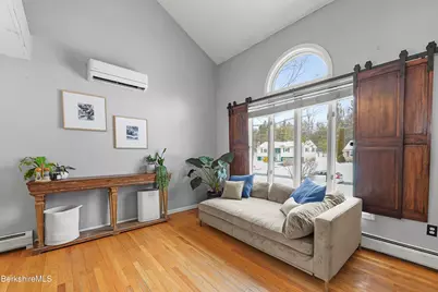 145 Velma Ave, Pittsfield, MA 01201 - Photo 4