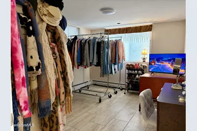 19 Preston Ave, Pittsfield, MA 01201 - Photo 30