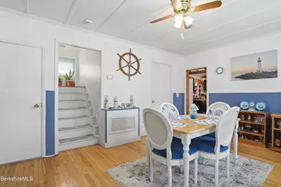 8 School St, Adams, MA 01220 - Photo 10