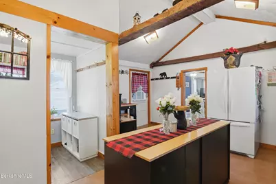 8 School St, Adams, MA 01220 - Photo 14