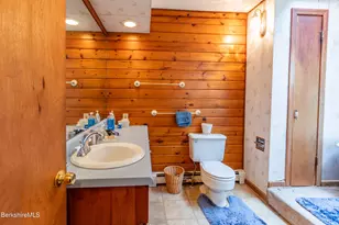 68 Lakeway Dr, Pittsfield, MA 01201 - Photo 20