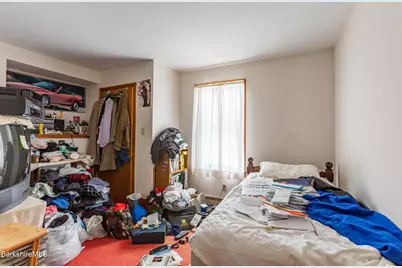 68 Lakeway Dr, Pittsfield, MA 01201 - Photo 16