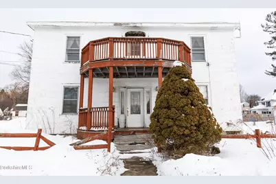 68 Lakeway Dr, Pittsfield, MA 01201 - Photo 2