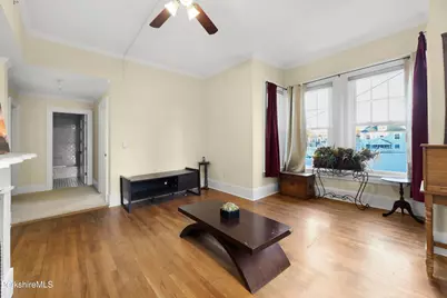 33 Maplewood Ave #103, Pittsfield, MA 01201 - Photo 12