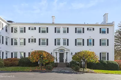 33 Maplewood Ave #103, Pittsfield, MA 01201 - Photo 2