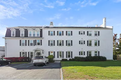 33 Maplewood Ave #103, Pittsfield, MA 01201 - Photo 34