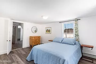 35 Chapman Rd, Pittsfield, MA 01201 - Photo 24