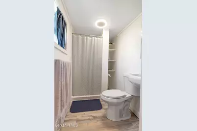 561 Pecks Rd, Pittsfield, MA 01201 - Photo 24