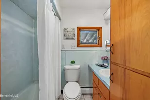 20 Crystal St, Pittsfield, MA 01201 - Photo 24