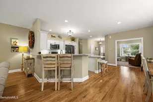 14 Sunrise Cir, Pittsfield, MA 01201 - Photo 16