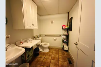 168 Main St, Great Barrington, MA 01230 - Photo 26