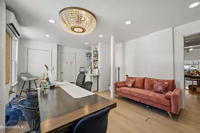 402 Park St, Great Barrington, MA 01236 - Photo 10