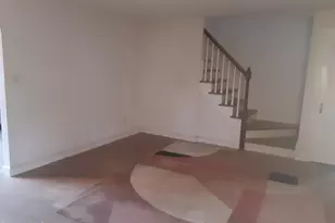 32 Jason St, Pittsfield, MA 01201 - Photo 6